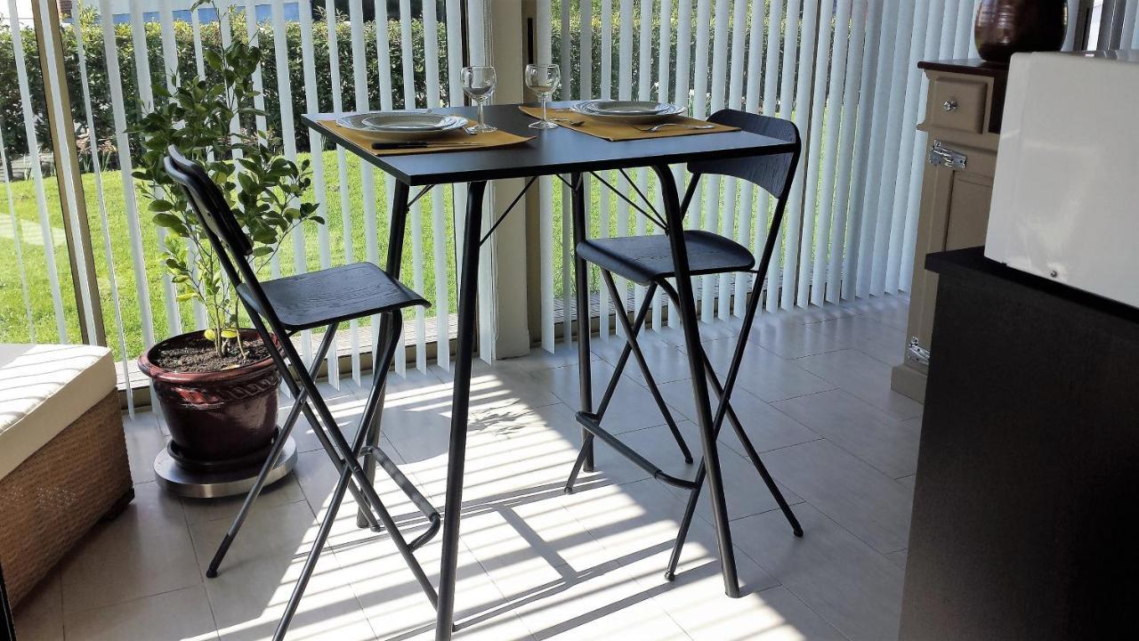 3 Chambres Privees Dans Un Jardin D'Hiver, Garage Voiture, Velos, Motos Tourville-sur-Arques Exterior photo